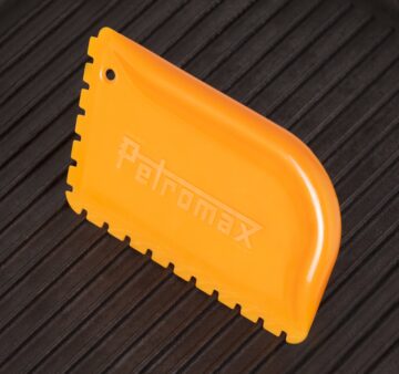Scraper with Ridges for Cast Iron