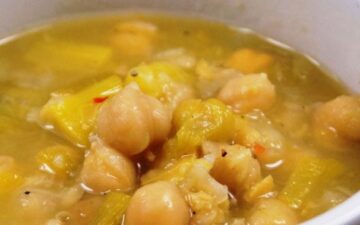 75 Portionen - Kichererbsen-Lauch-Suppe