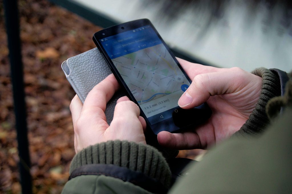 Ein GPS Gerät im Einsatz outdoor